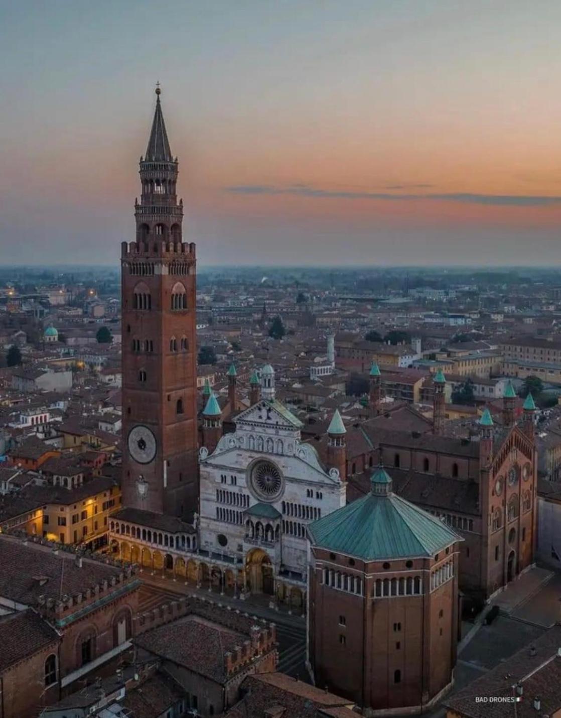 Casa Di Zelda Lägenhet Cremona Exteriör bild